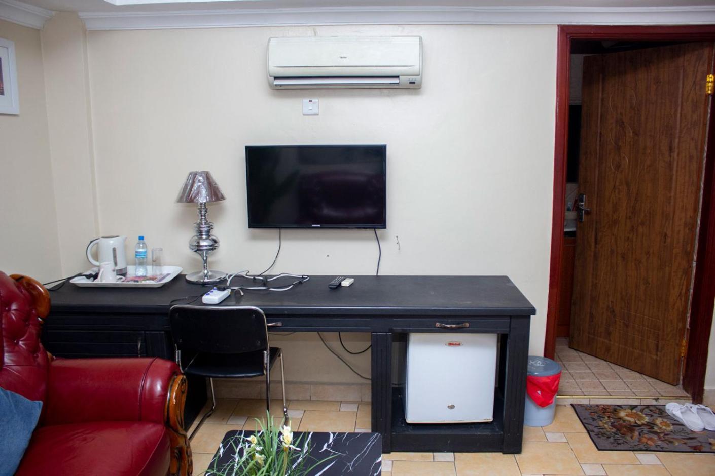 Hotel Kingdom Mwanza Exterior photo